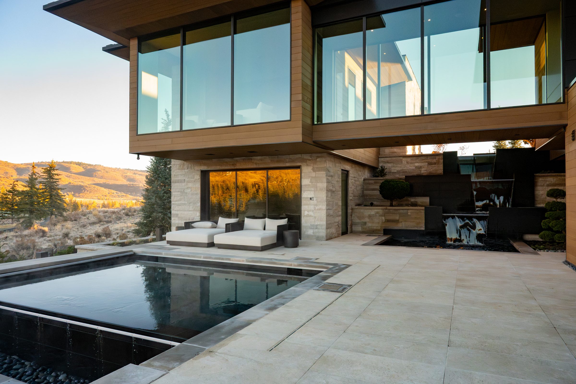 Modern house with pool and mountain view